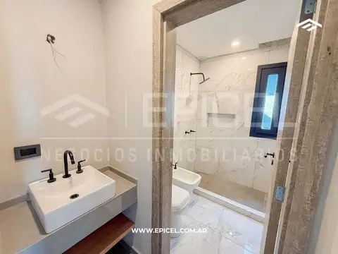 Departamento en Alquiler de 3 dormitorios