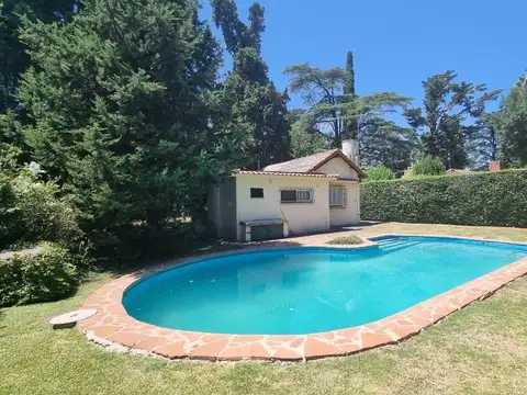 Lisandro de la Torre, entre Necochea y Koch al 5900