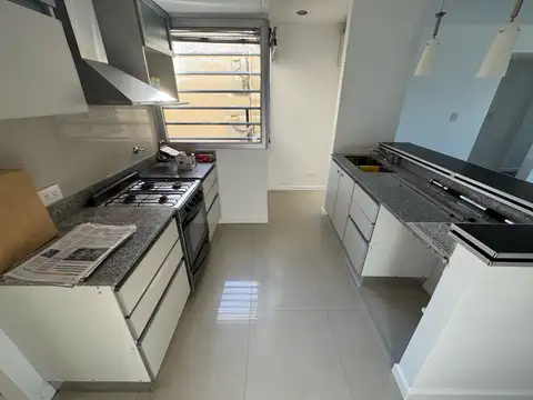 Departamento en Alquiler con 1 cocheras