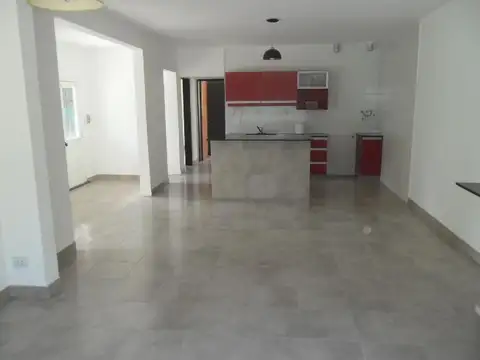 Casa en Alquiler al Oeste