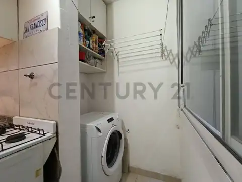 Departamento de dos ambientes amoblado en venta en San Nicolás