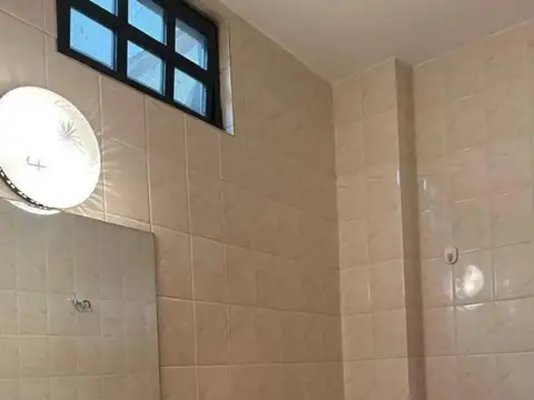 Galpon en Alquiler en Villa Sarmiento, USD 1.300
