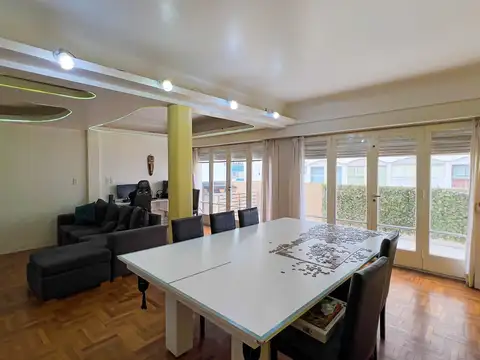 Departamento en Venta de 4 dormitorios