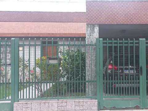 Casa en Venta en Barrio Naón