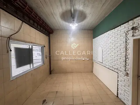 Local en Alquiler en Berazategui, $ 320.000