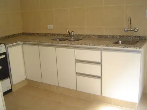 Depto Tipo Casa en Alquiler de 3 dormitorios