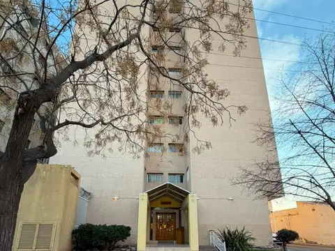 Departamento en alquiler c/ cochera en Godoy Cruz