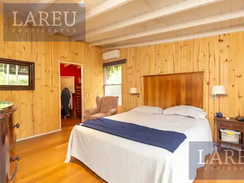 Casa 5 ambientes con 2 baños