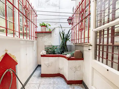 Depto Tipo Casa en Venta en Caballito, USD 170.000