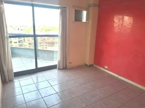 Oficina 4 ambientes con 1 baño