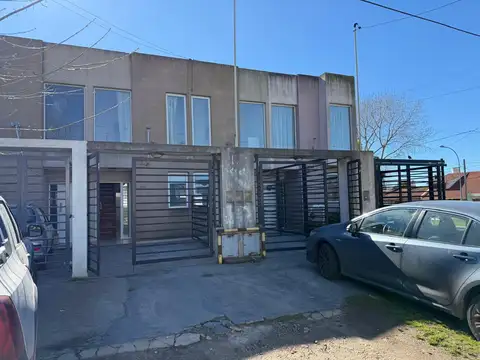 Depto Tipo Casa en Venta de 3 ambientes