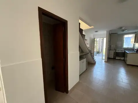 VENTA  / PERMUTA POR VEHICULO / DUPLEX / PH / PUNTA MOGOTES  /  MAR DEL PLATA /  3 AMB / COCHERA