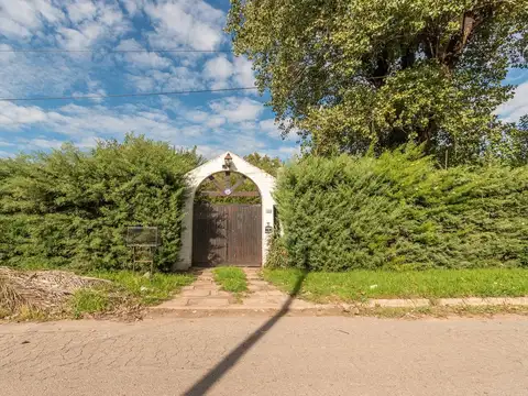 VENTA DE QUINTA 5 AMB ZONA FRANCISCO ALVAREZ