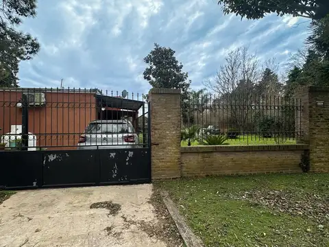 Casa en Alvear - VENTA y/o ALQUILER - EXCEPCIONAL TERRENO