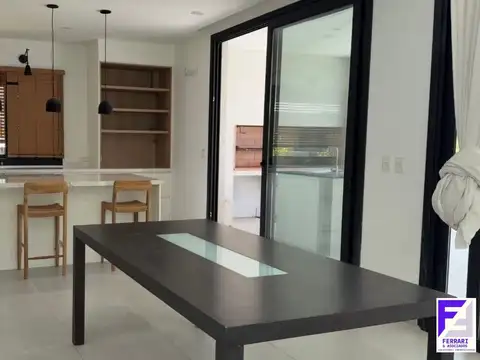 Casa en Venta en Puertos - Barrio Costas, USD 520.000