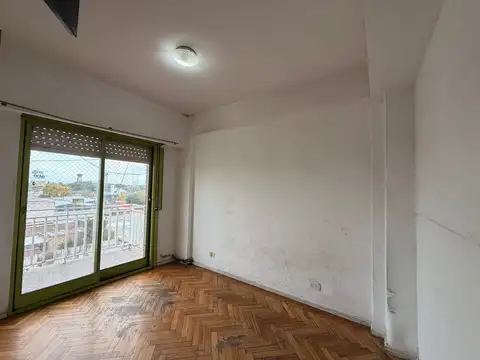 Avenida Larrazábal 2500