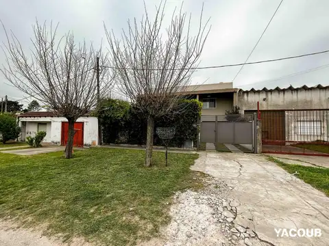 Casa en Venta en Lisandro Olmos Etcheverry, USD 148.000