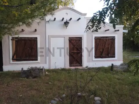VENTA DE CABAÑA CON PISCINA EN RAMA CAÍDA, SAN RAFAEL, MENDOZA.