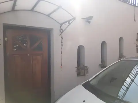 Depto Tipo Casa en Venta en Parque Chacabuco, USD 188.000