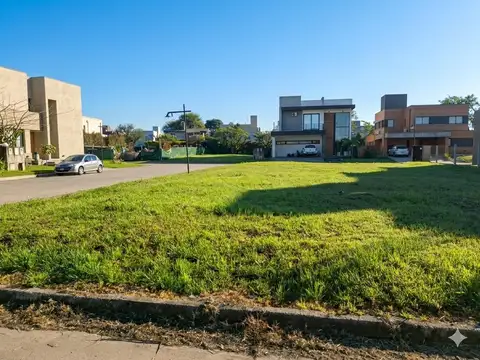 Terreno en Venta en Yerba Buena, USD 68.000