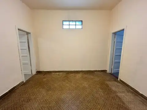 casa en alquiler tres ambientes en lujan calle Ituzaingó