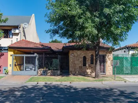 VENTA CASA 5 AMBIENTES HURLINGHAM APTO CRÉDITO