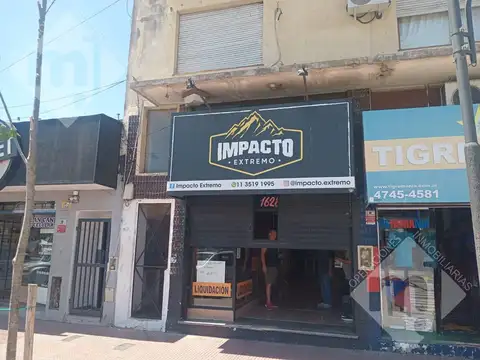 Local en S.Fer.-Vias/Panam