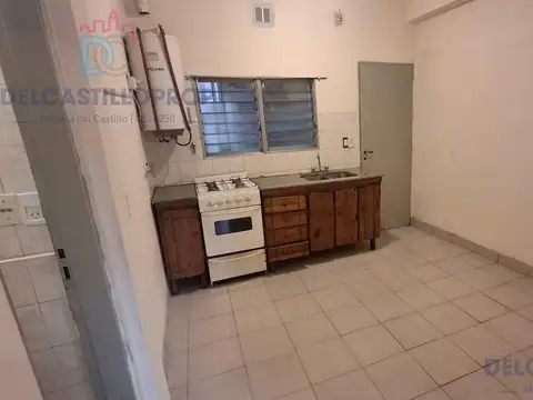 PH en venta sobre Av. Avellaneda