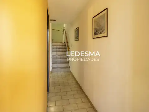 CASA 4 AMBIENTES CON GARAGE