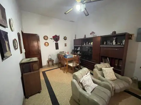 CASA 3 AMBIENTES CON LOCAL Y GALPON AL FONDO, SAN ANDRES