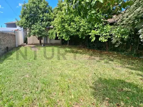 CASA 2 AMBIENTES EN LONGCHAMPS