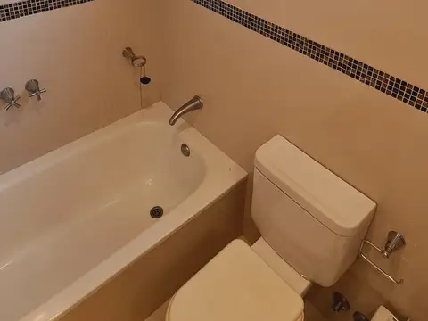 2 AMB SARMIENTO 1540 6 (BARRIO: CENTRO)