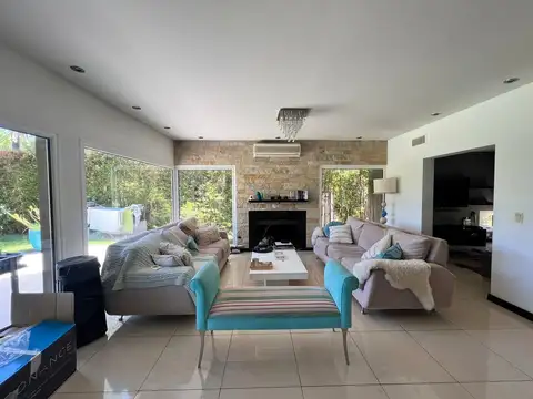 Casa en Venta al Este