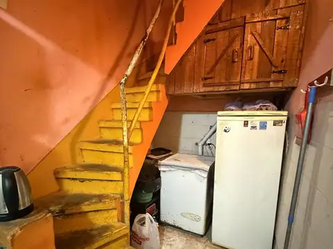 Depto Tipo Casa 5 ambientes con 1 baño