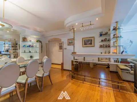 Casa 7 ambientes con 3 baños