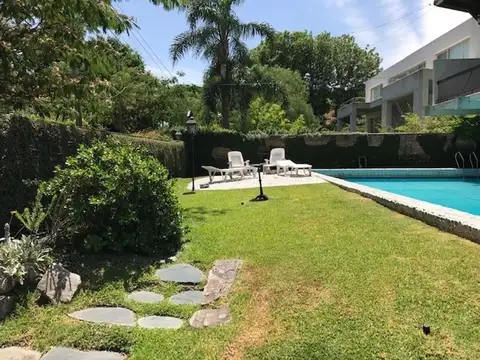 Casa en Venta en Acassuso, USD 850.000