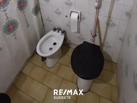 VENTA DOS CASAS EN BLOQUE EN BARRIO PACIFICO