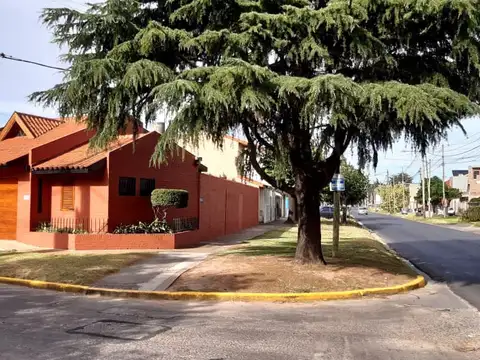 Casa en alquiler en Quilmes Oeste