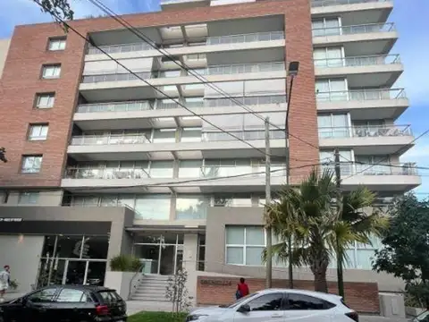 DEPARTAMENTO VENTA ITUZAINGO
