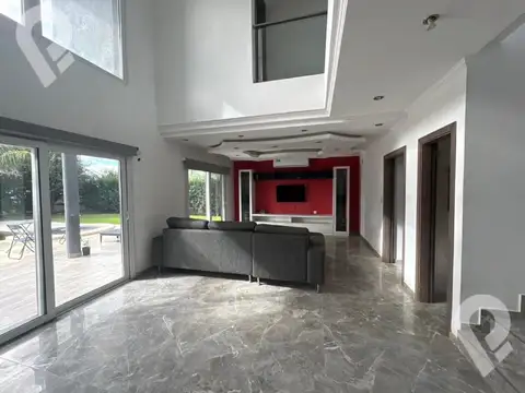 Casa en Alquiler en Countries y Barrios Cerrados en Esteban Echeverria, USD 3.500