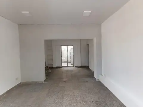 Teniente General Uriburu al 200