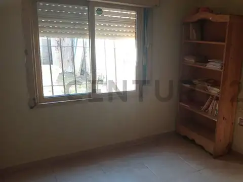 Departamento en Venta en Los Hornos, USD 37.000