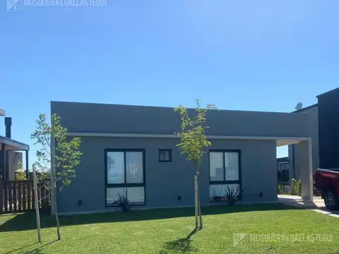Casa en Alquiler de 3 dormitorios