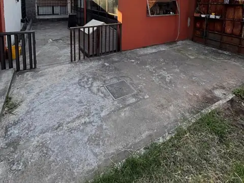 CASA 4 AMBIENTES C/ PILETA QUINCHO COCHERA 408M2