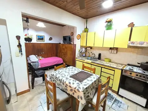 Casa en Venta con 5 cocheras