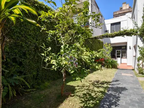 Casa en venta de 4 dormitorios c/ cochera en Pichincha