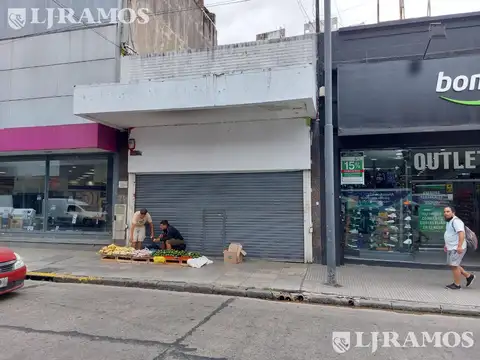 Local en Alquiler en Constitucion, $ 2.500.000