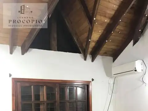 Casa 4 ambientes con 3 baños