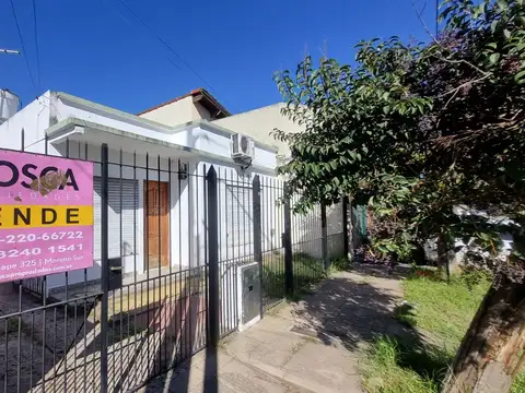 Vendo casa con Galpón en Moreno A METROS AUTOPISTA
