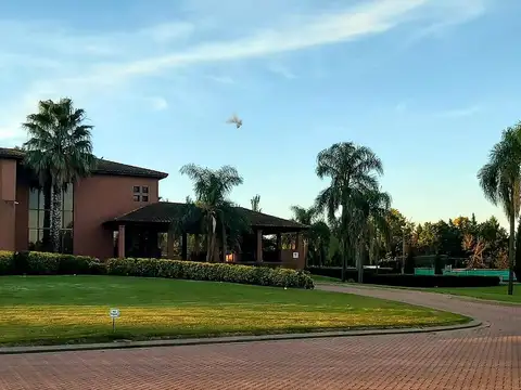 Terreno en Venta de 809,0 m2